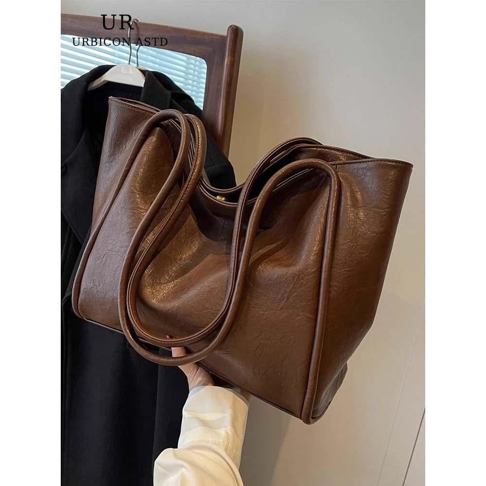 高级质感大容量包包女式2025新款轻奢小众设计单肩超火通勤托特包