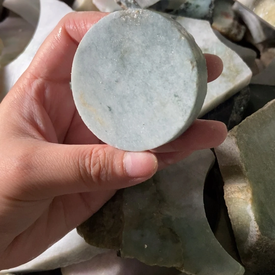 翡翠挂件未镶嵌天然翡翠