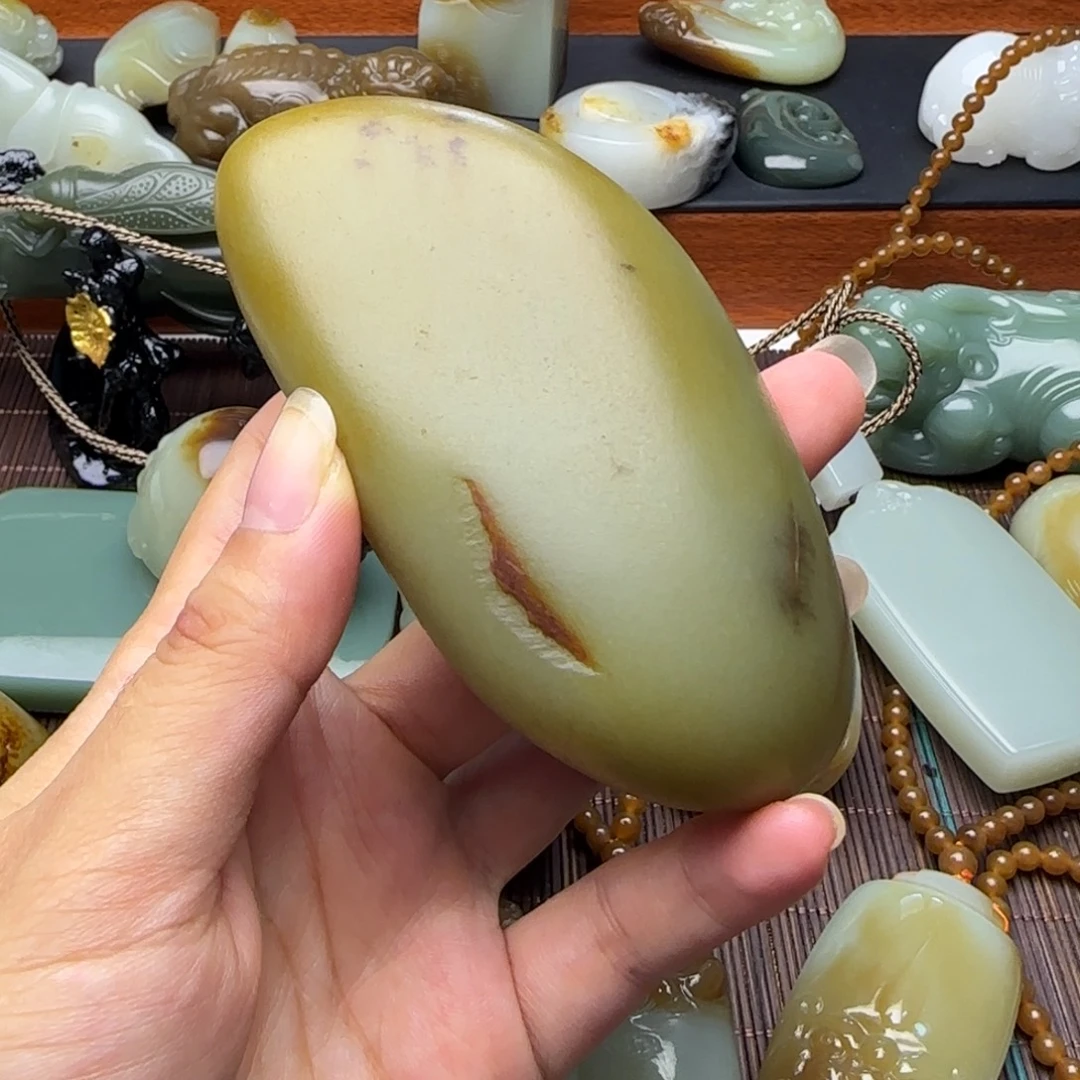 老***虎未镶嵌和田玉（糖玉）挂件
