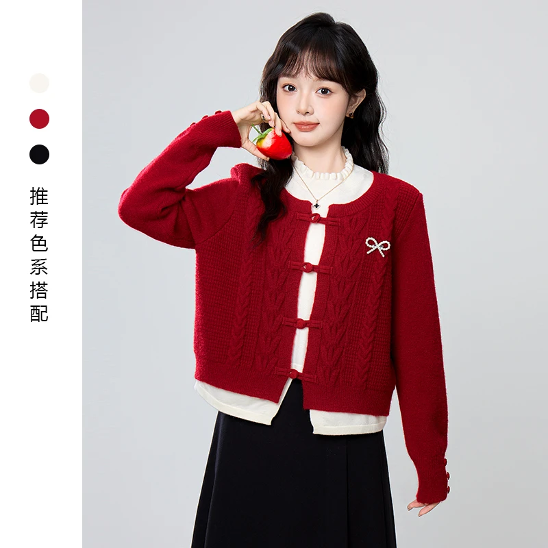 帛卡琪2025秋冬新款新年红拼接假两件毛衣女加厚保暖针织衫短上衣