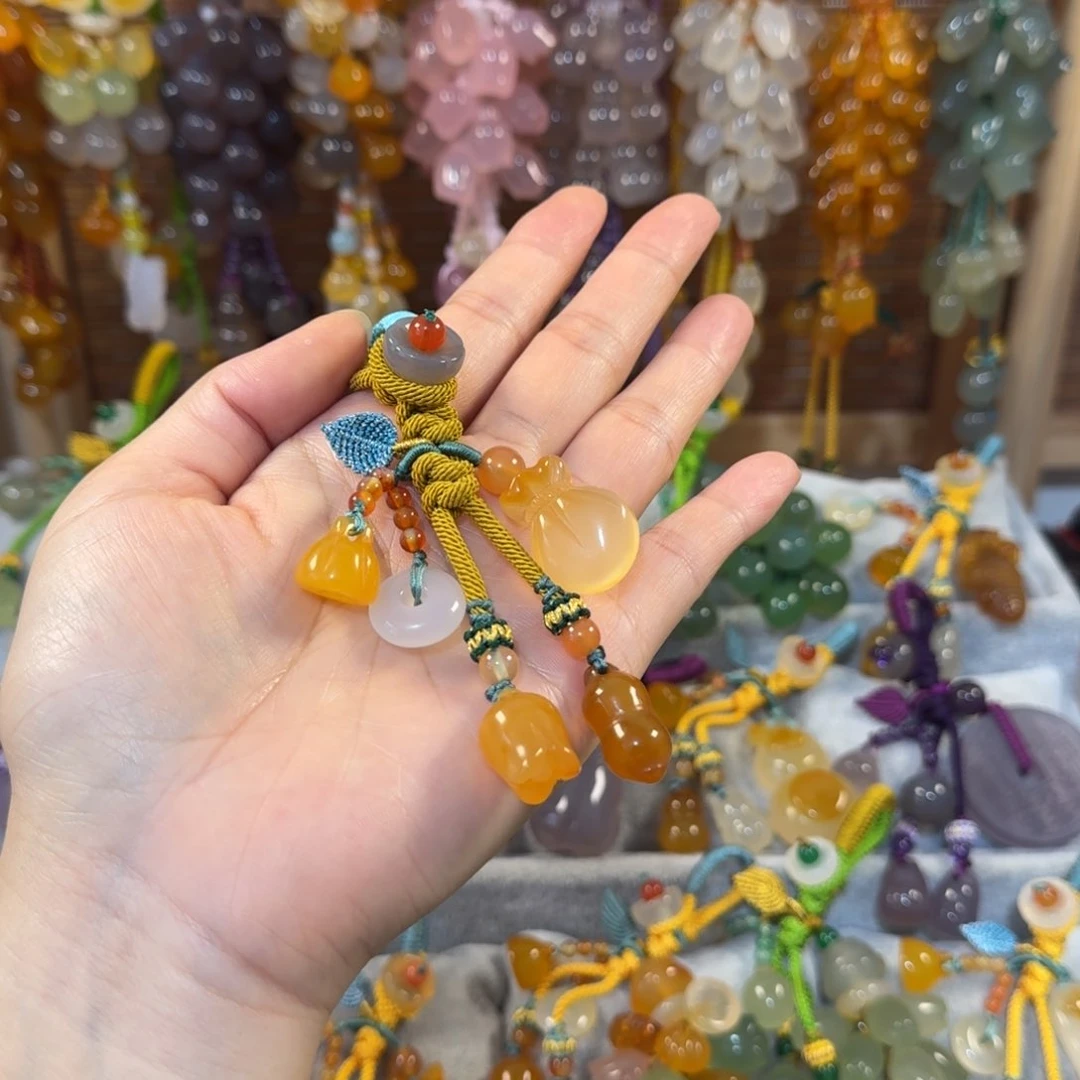 宝***儿玛瑙/玉髓钥匙挂件福利款通货料子不挑未镶嵌