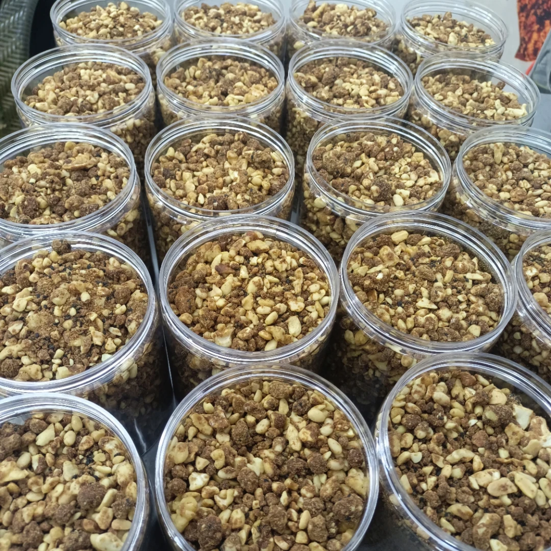 手工制作松子坚果姜茶