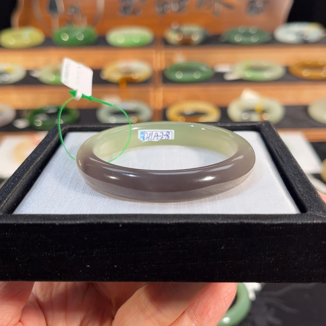 和田玉未镶嵌手镯  「冰紫翠」半山水