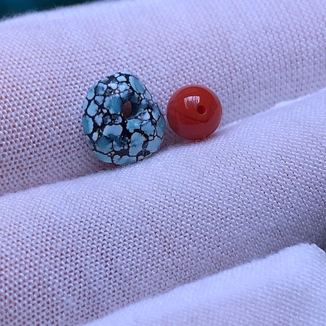 南红玛瑙未镶嵌珠宝奇石