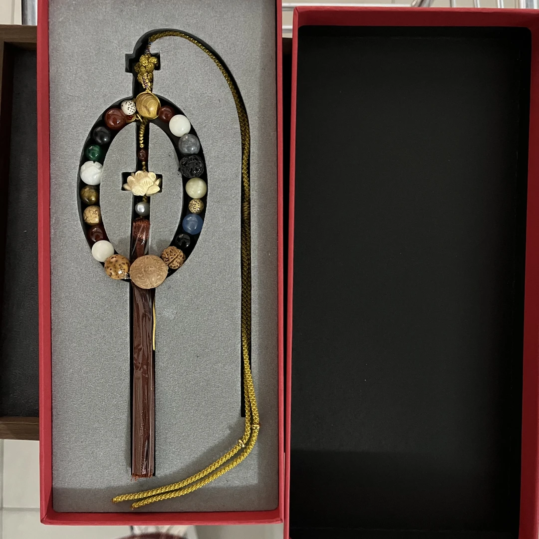 檀木18籽挂件一个10mm-0024