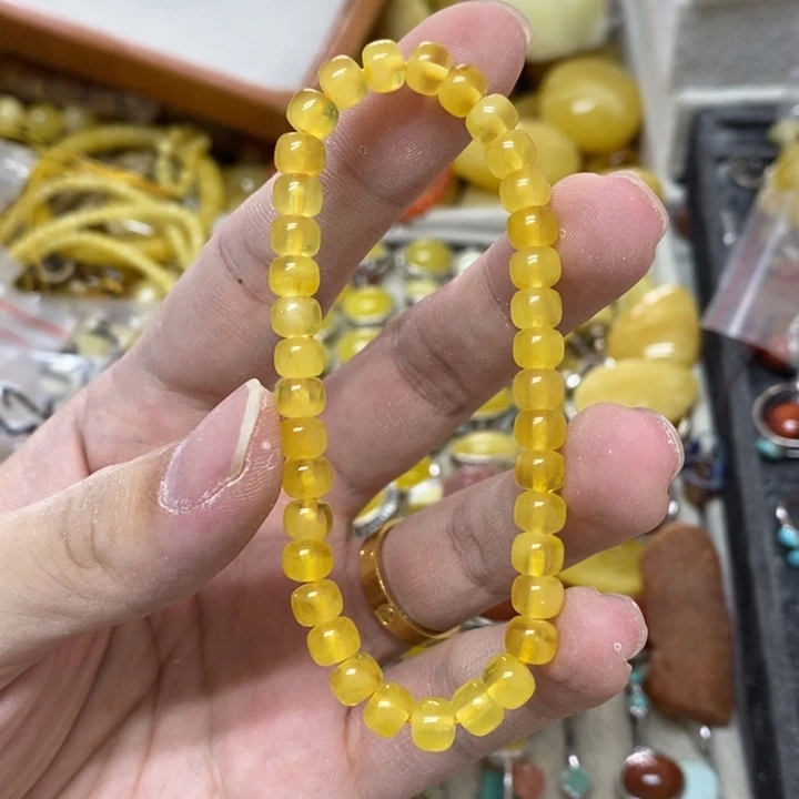 未镶嵌蜜蜡裸石多样性发货