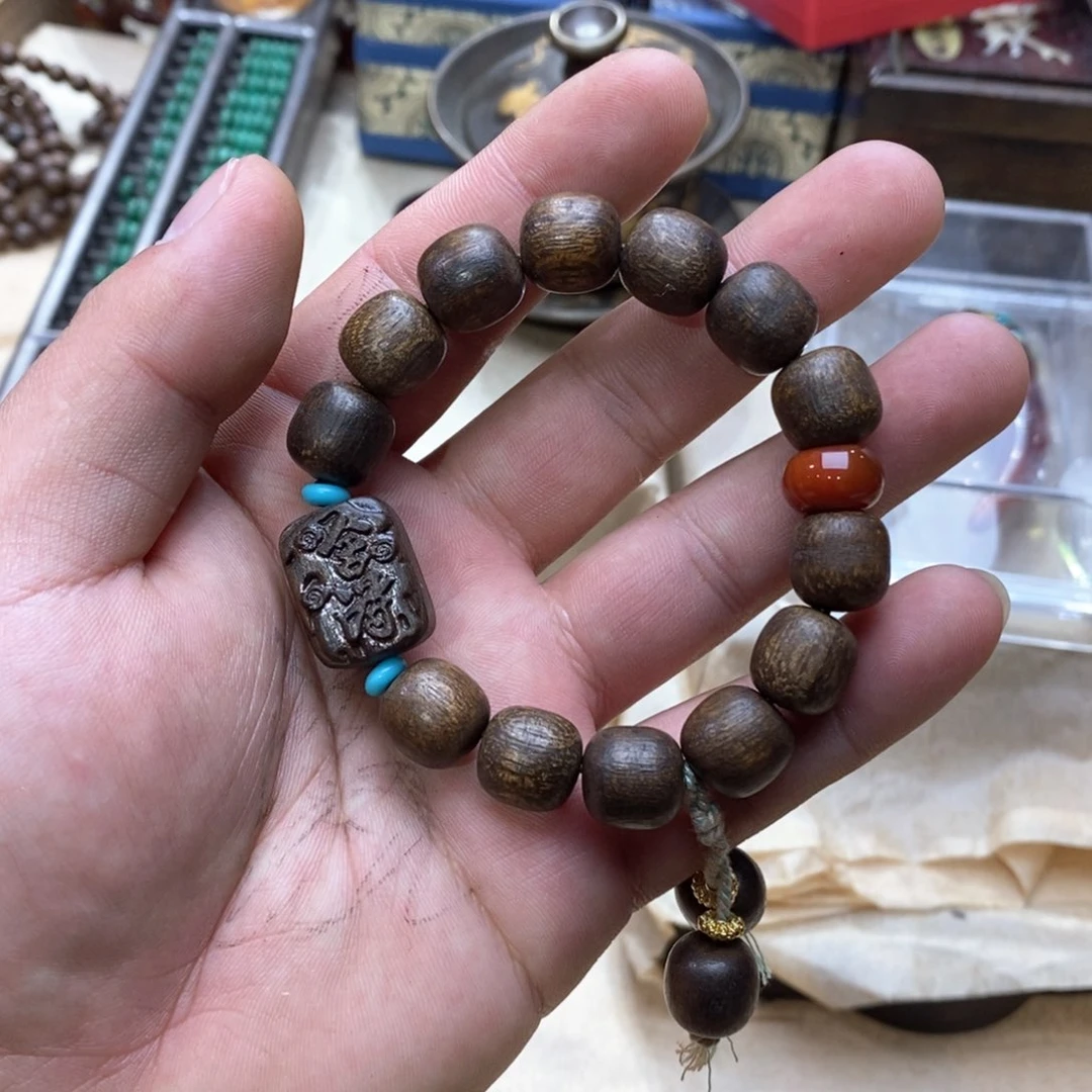 大叶紫檀（黑酸枝木类）