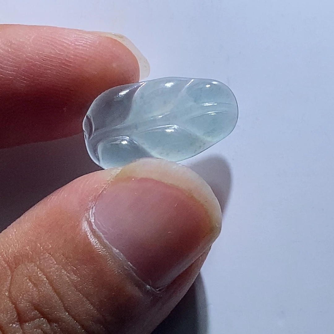 翡翠颈饰未镶嵌天然