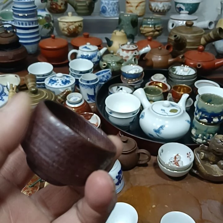 瓷片芬*陶瓷………………………