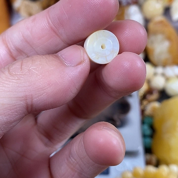 琥珀未镶嵌裸石我