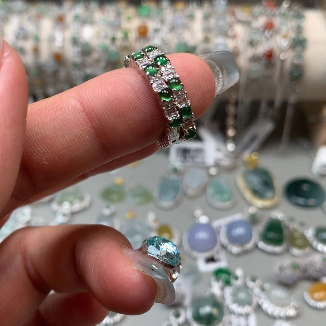 翡翠银S925镶嵌耳饰耳钉