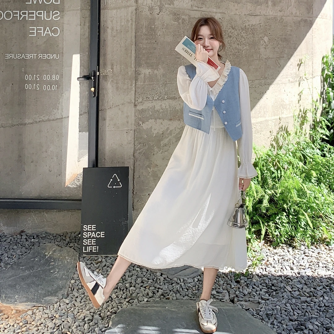 法式减龄马甲蕾丝拼接V领连衣裙套装女2025秋季新款显瘦超火裙子