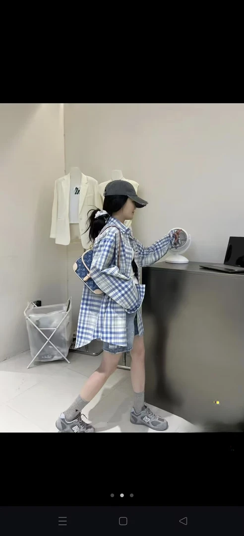 （東Room2025）春季新款蓝白格子衬衫长袖宽松休闲显白显瘦时尚