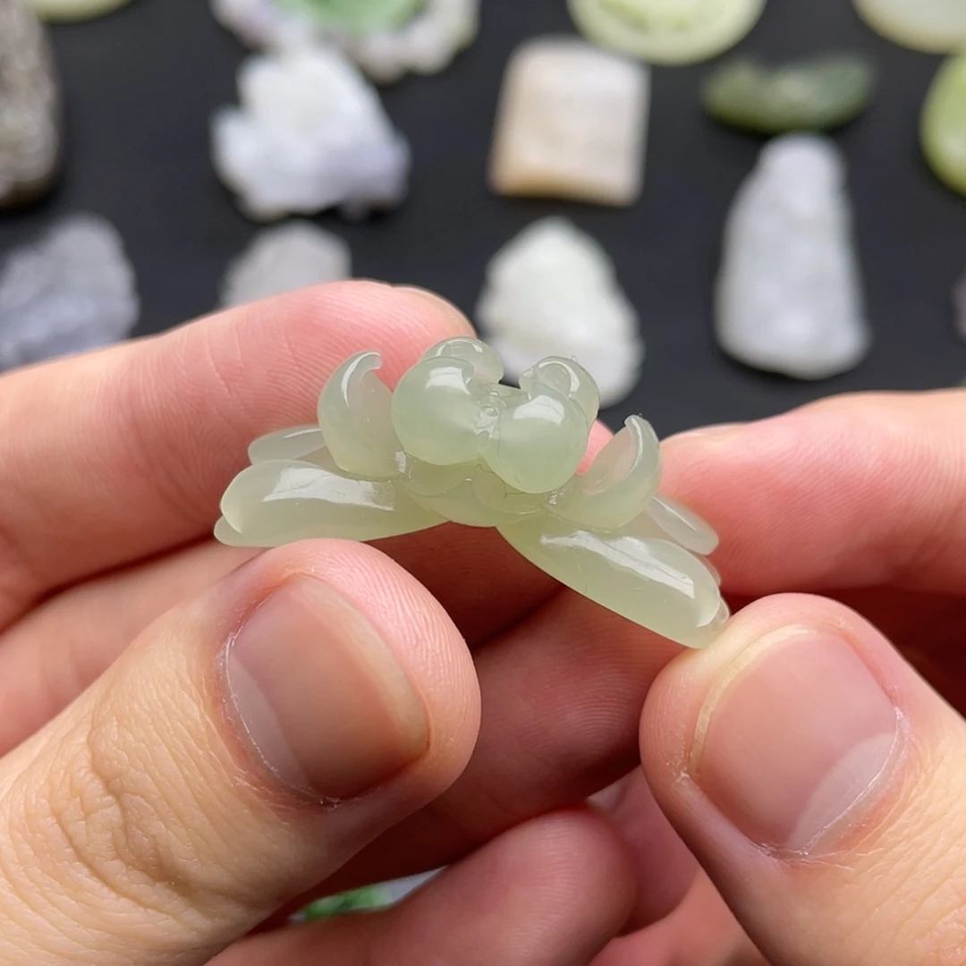 【闪购商品】颈饰未镶嵌和田玉