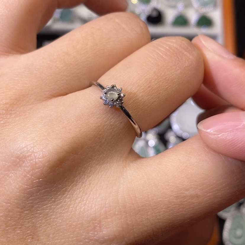 【闪购商品】翡翠颈饰未镶嵌天然