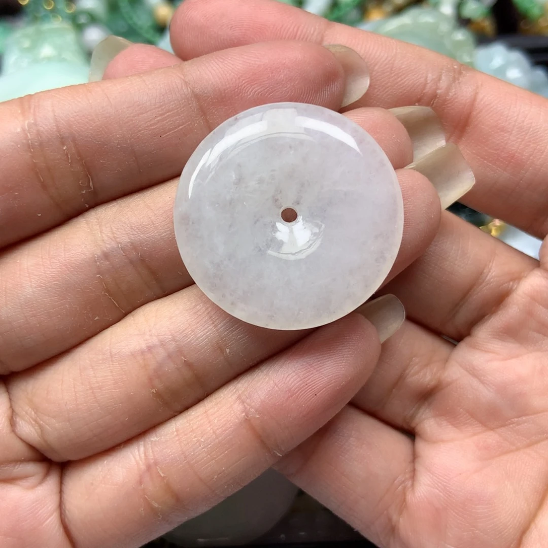 翡翠颈饰未镶嵌天然翡翠