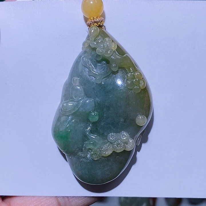 吊坠(不含链)未镶嵌翡翠挂件