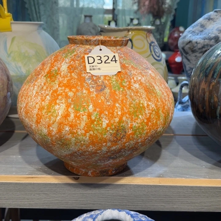 景德镇陶瓷艺术品任发*