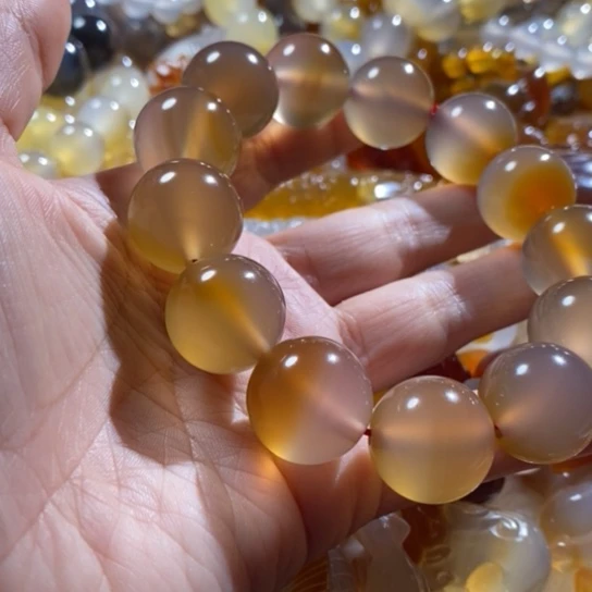 玛瑙/玉髓玛瑙手串未镶嵌老***林