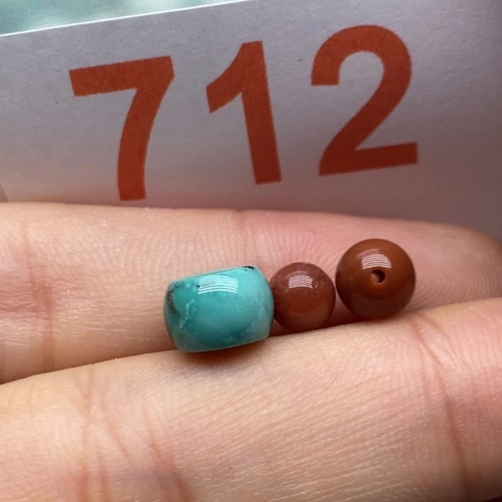 南红玛瑙未镶嵌珠宝奇石