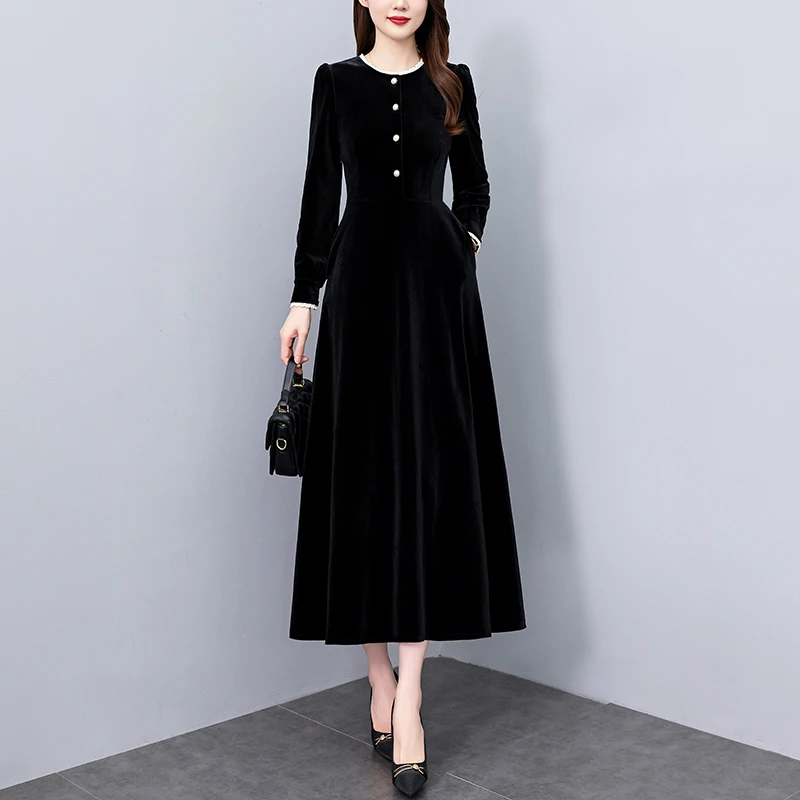 赫本风金丝绒连衣裙女长款2025秋冬新款大码收腰显瘦胖小黑裙子