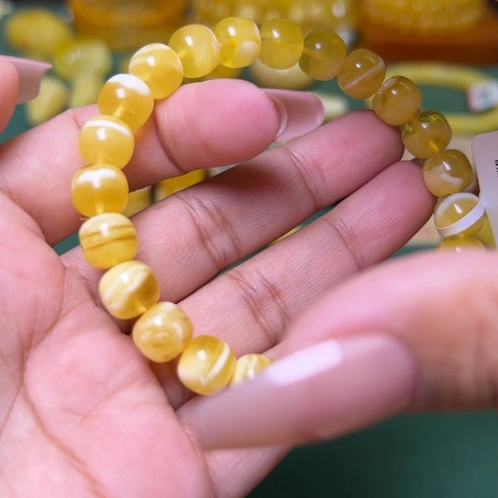 蜜蜡未镶嵌珠宝奇石