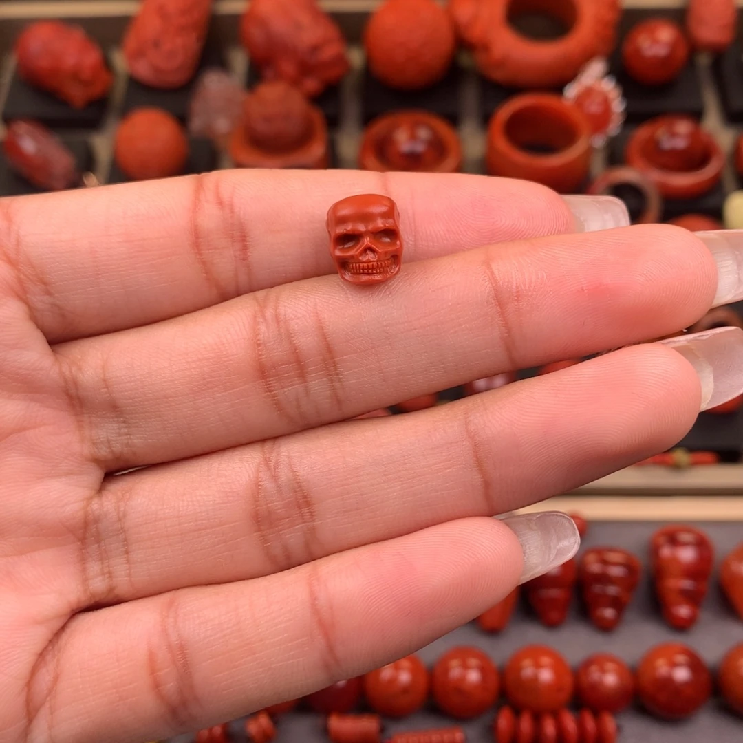 南红玛瑙未镶嵌骷髅头8+