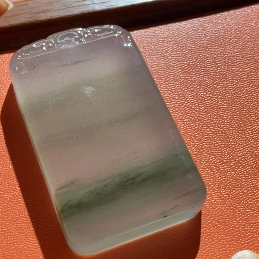 石英质玉未镶嵌颈饰