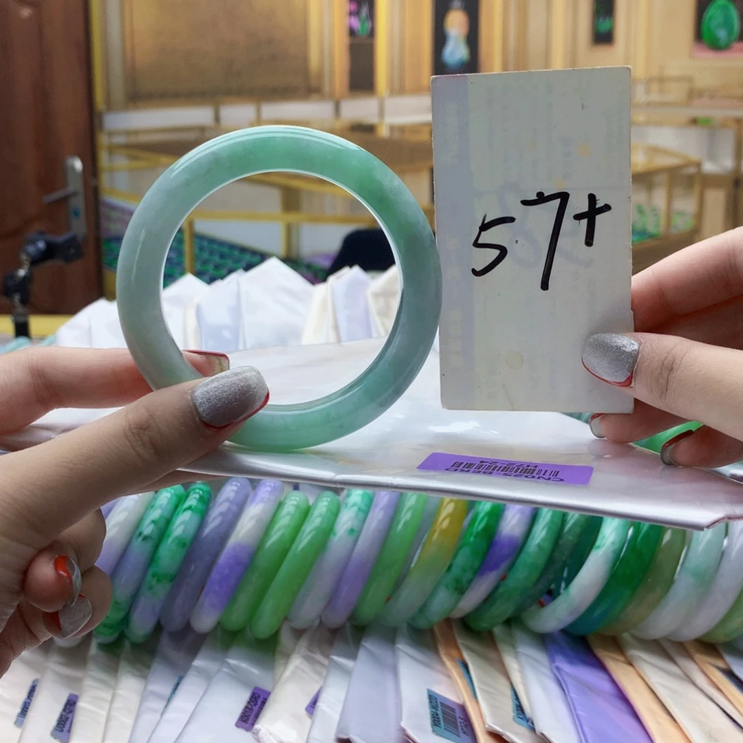 翡翠未镶嵌手镯nn