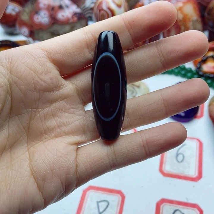 玛瑙/玉髓珠宝奇石未镶嵌万*瞳
