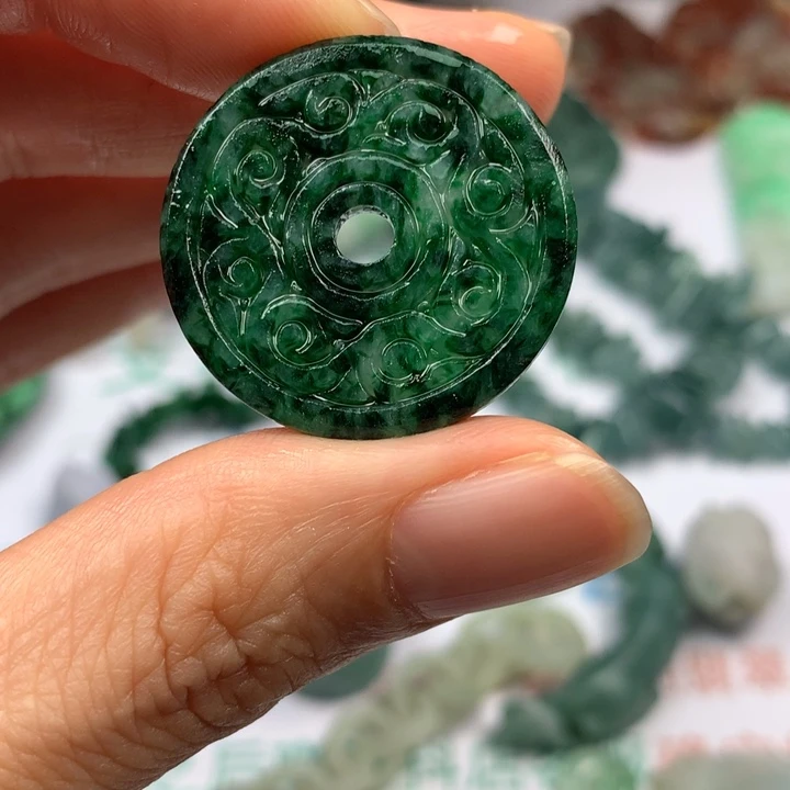 定制翡翠未镶嵌翡翠