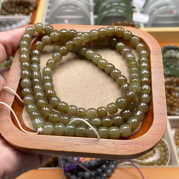 和田玉珠串6*7mm未镶嵌