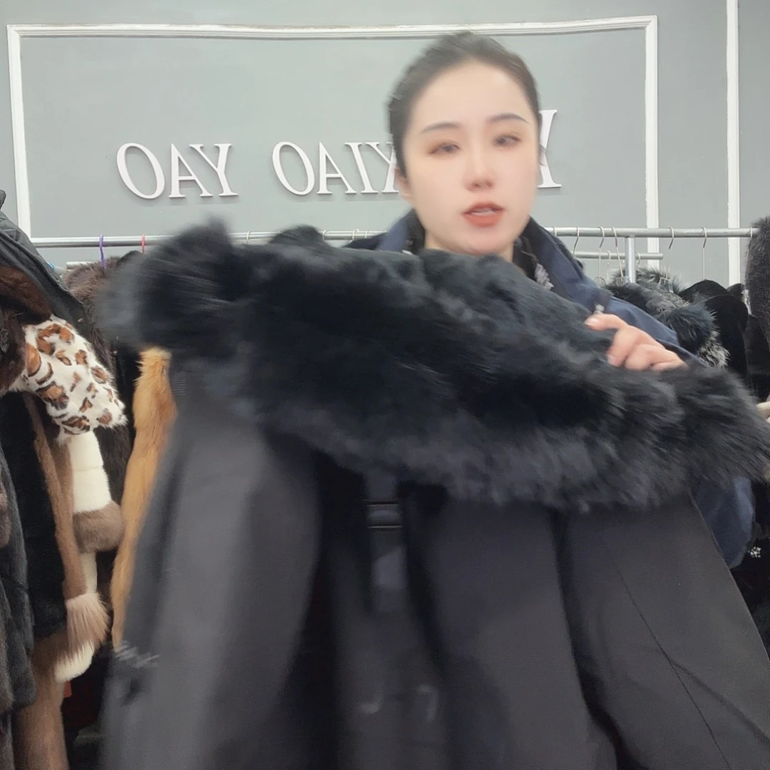 姚小妖家高端皮草