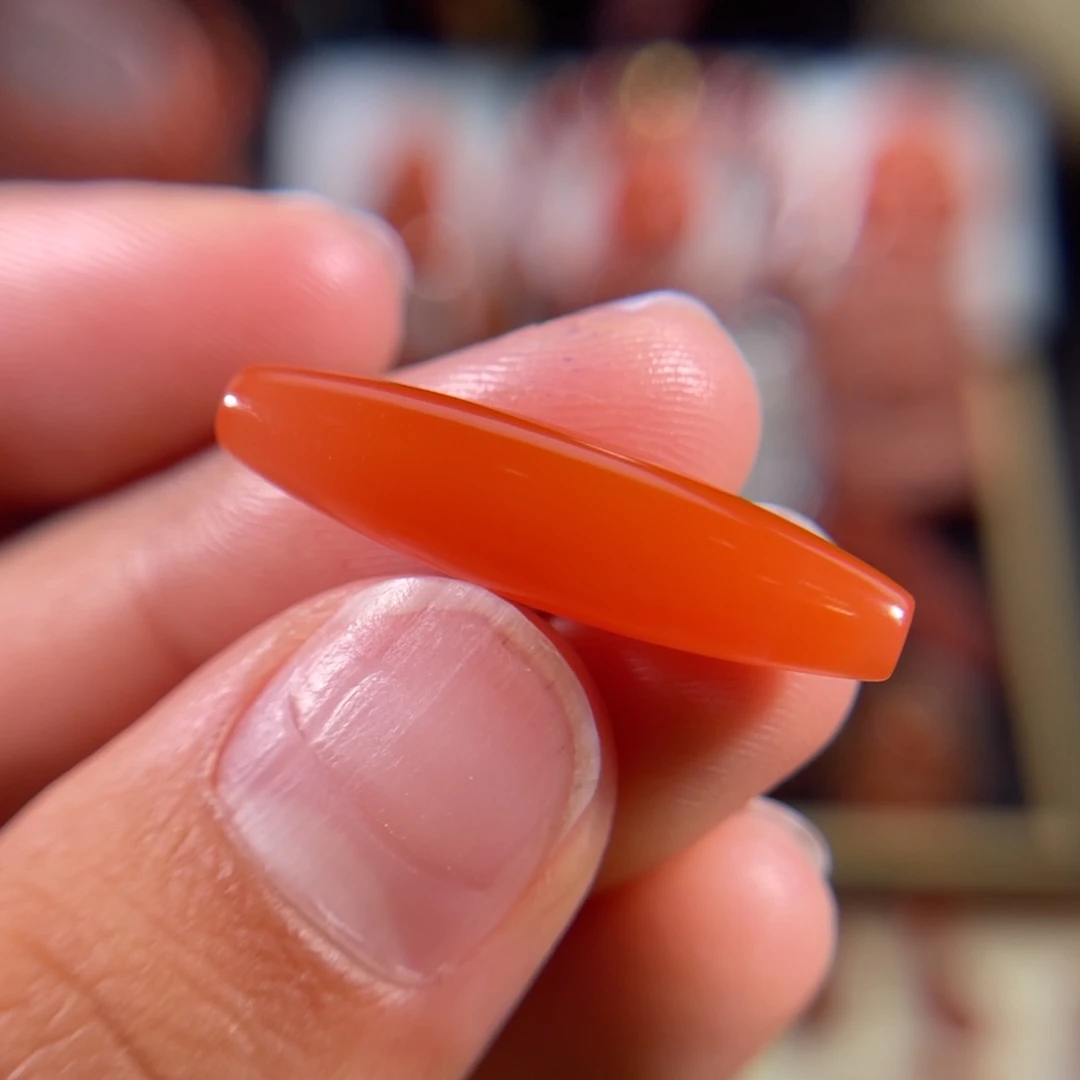 南红玛瑙未镶嵌勒子26.2*6.6