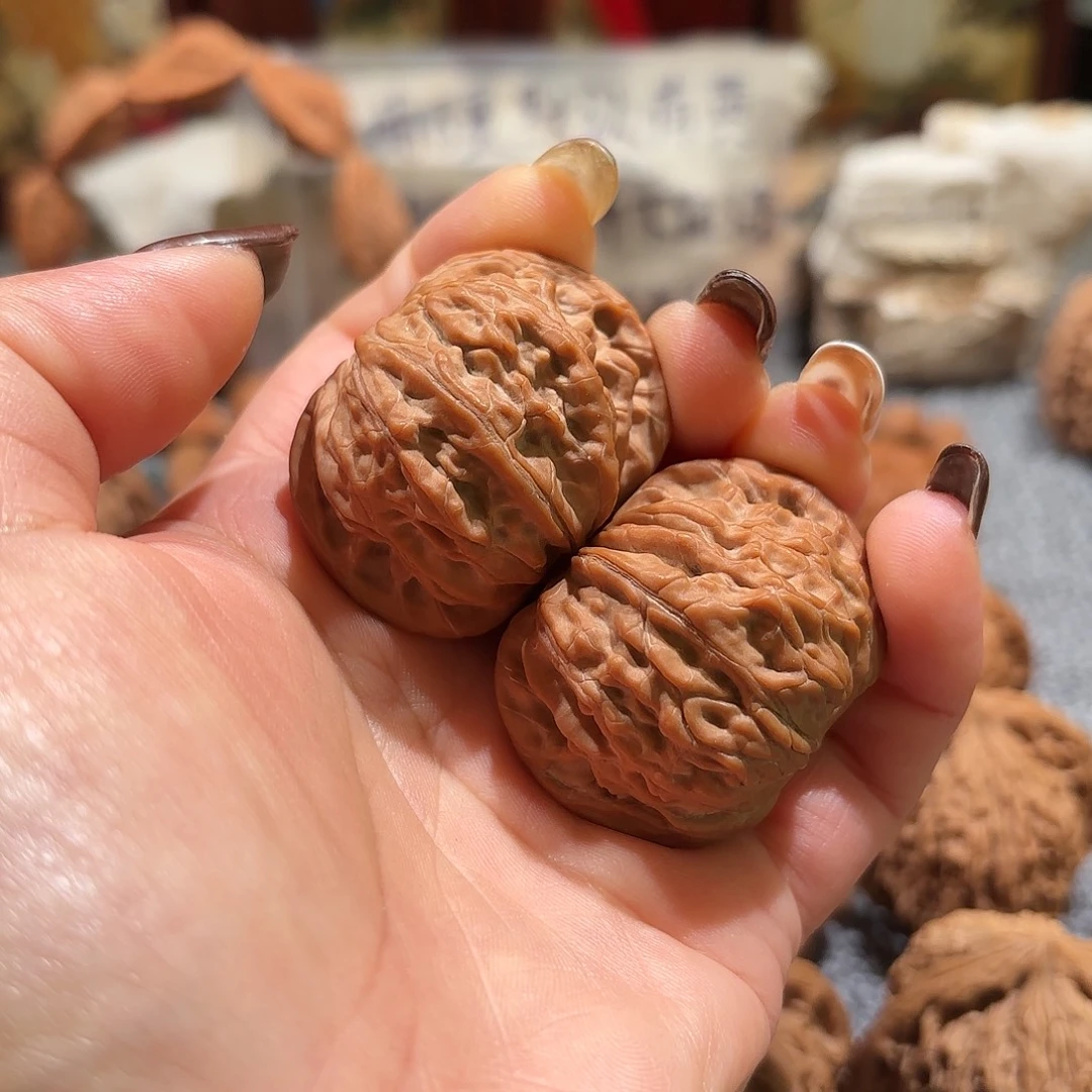 @***W核桃文玩核桃磨盘一对