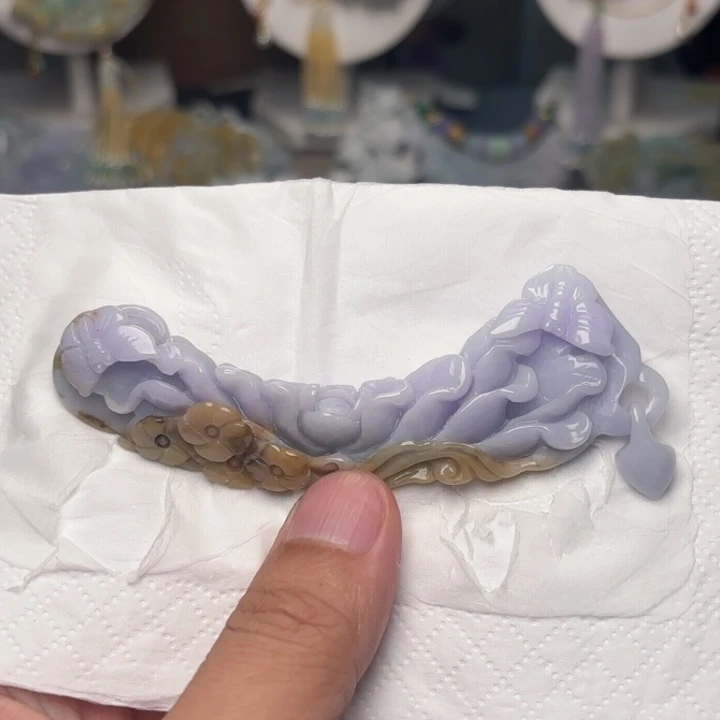 翡翠未镶嵌颈饰吊坠