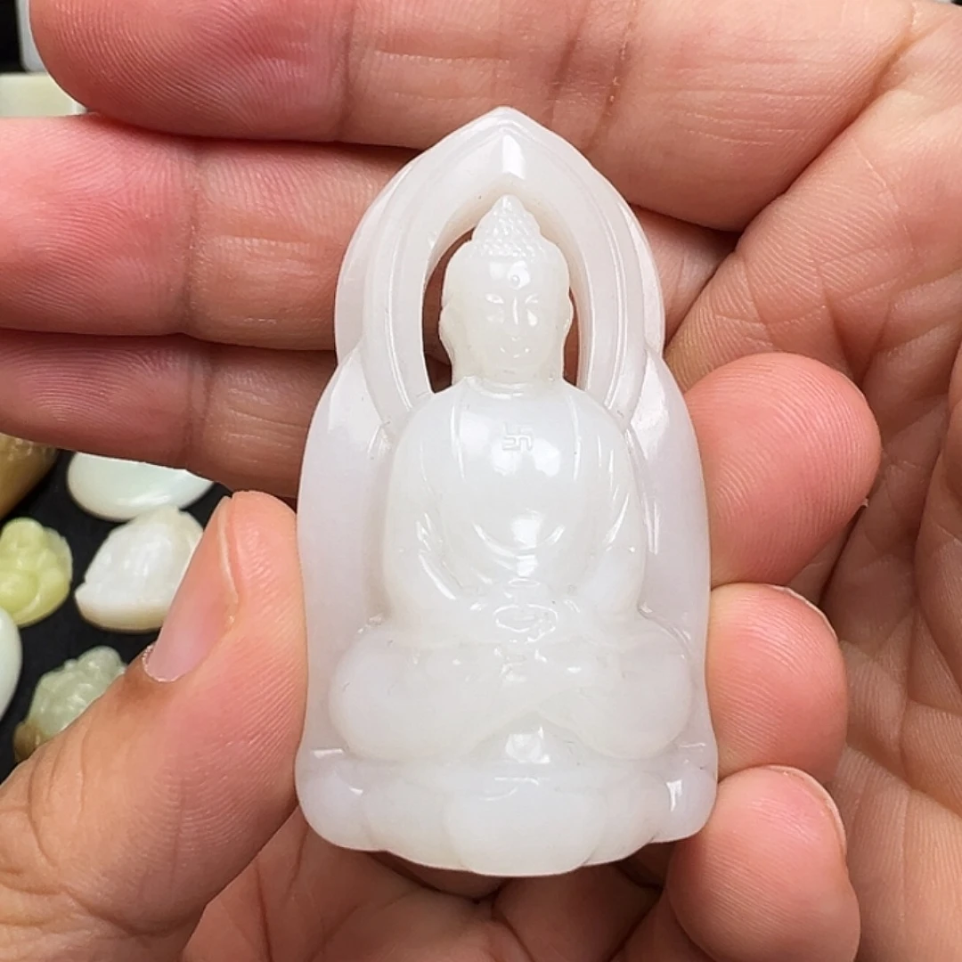 和田玉未镶嵌颈饰