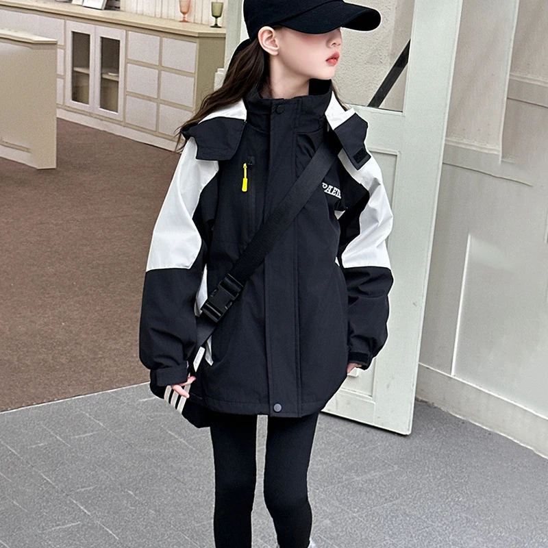 女童春款三合一外套2025年韩版中大童宽松时髦拼色连帽冲锋衣开衫