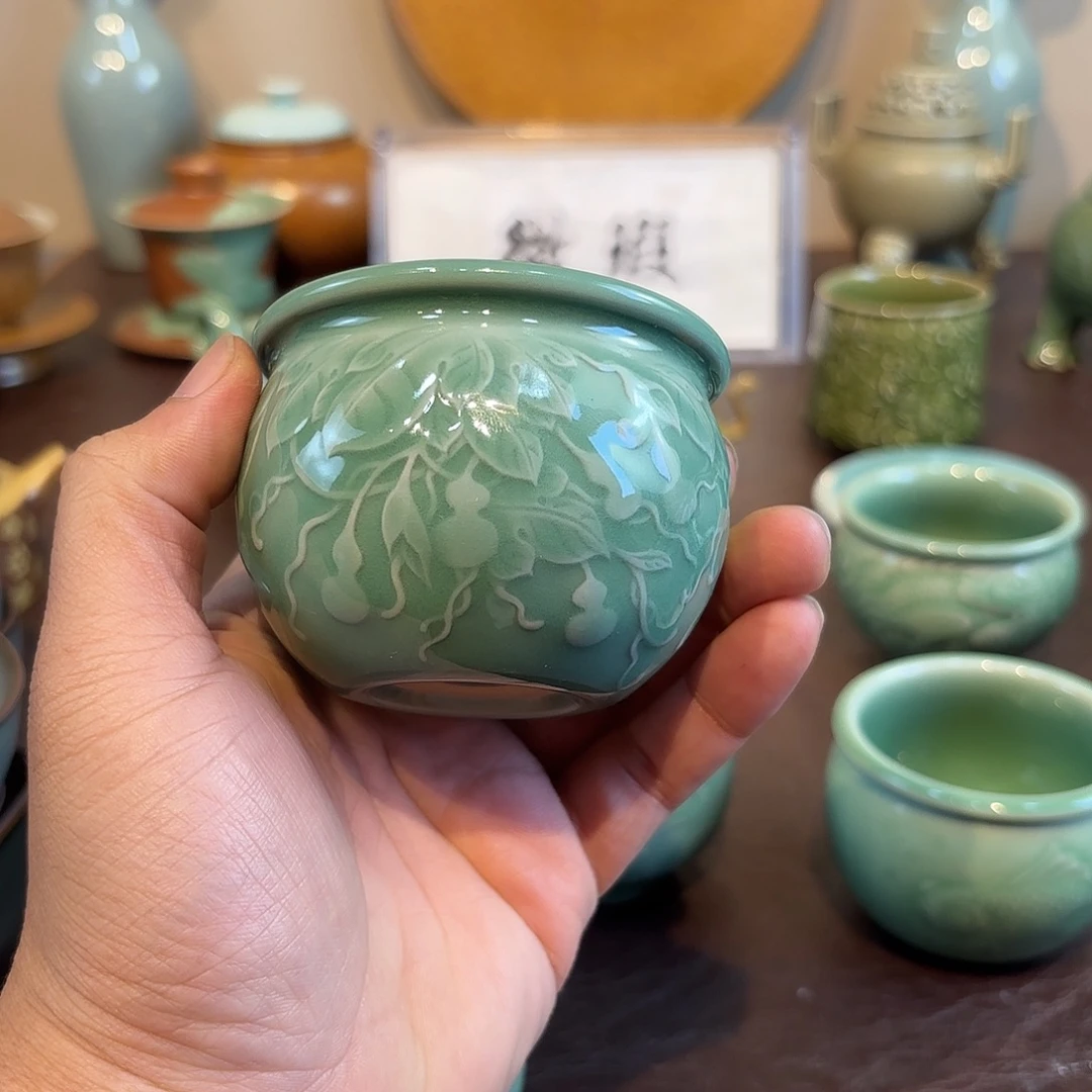 瓷片龙泉青瓷福利青瓷