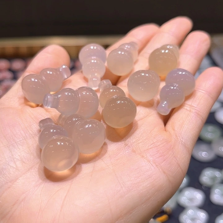 未镶嵌颈饰玛瑙/玉髓