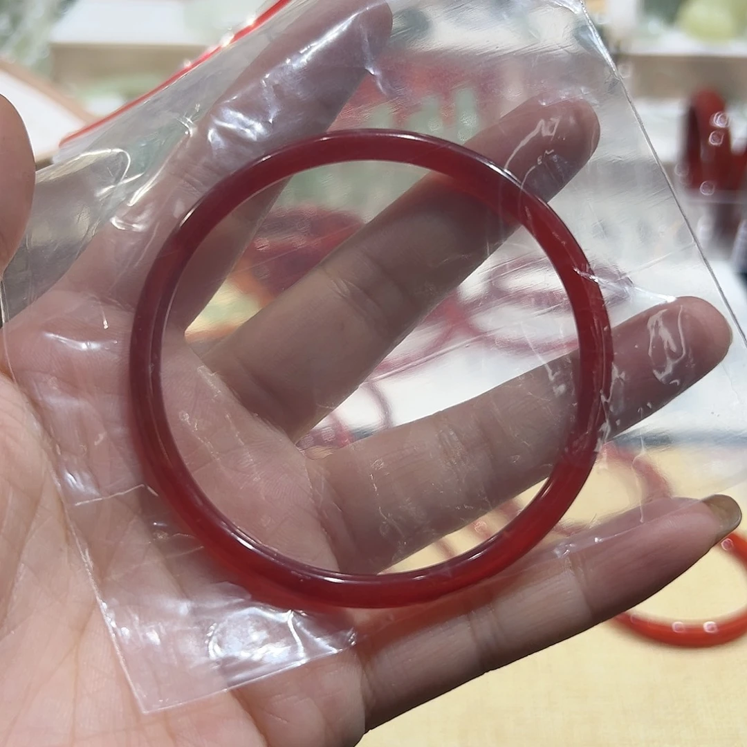 玛瑙/玉髓手镯未镶嵌小***羞