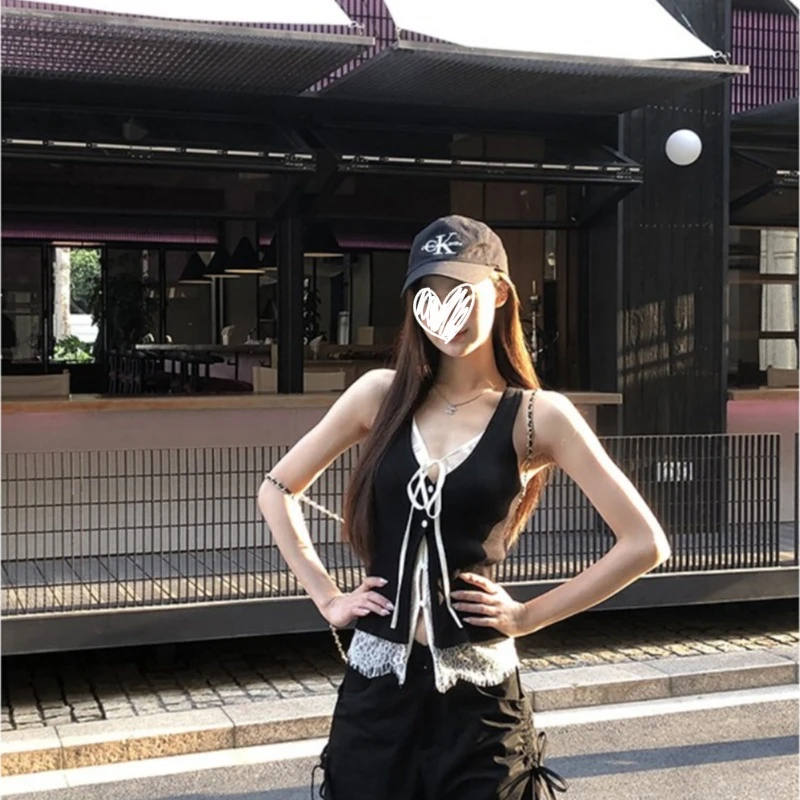 2025年夏季新款法式纯欲拼接蕾丝系带开衫假两件设计背心上衣