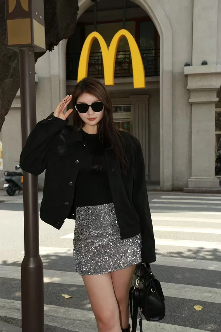 翻领长袖拉链单排扣网红小香风时尚显瘦短外套女秋季