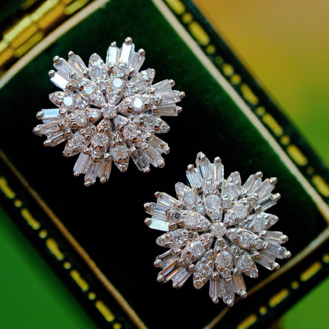 18k雪花钻石耳钉 上耳饱满洋气 气质时尚轻奢百搭简约小众70分