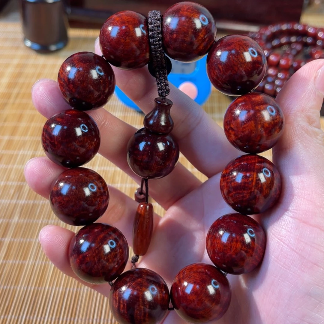 锂***河木小叶紫檀手工艺