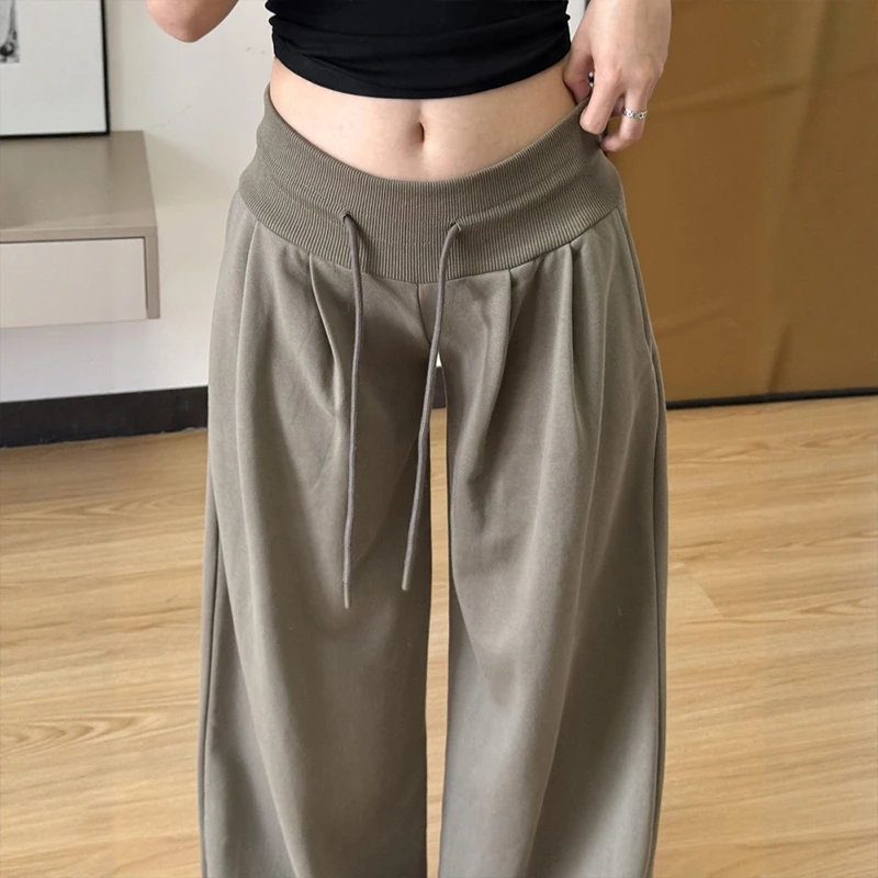 军绿色低腰抽绳阔腿运动卫裤女秋大码胖mm直筒显瘦松弛感休闲长裤