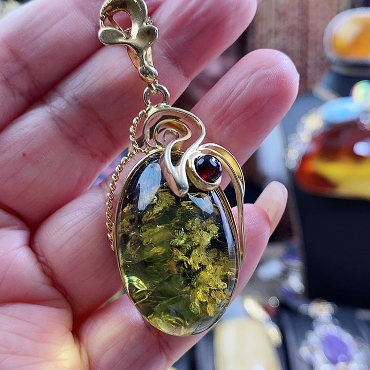 琥珀颈饰银S925镶嵌吊坠