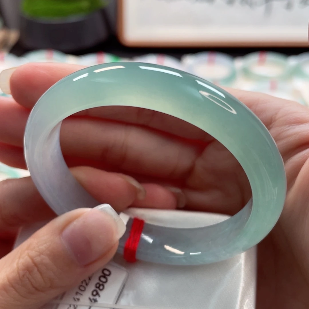 【闪购商品】翡翠手镯未镶嵌54.3贵妃炸炸光湖水蓝39号