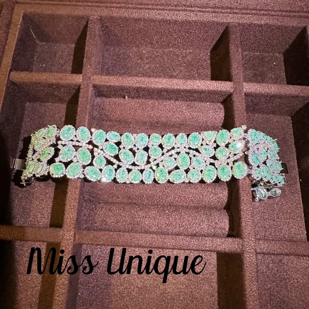 D5167青苹果绿色冰裂宽版手链