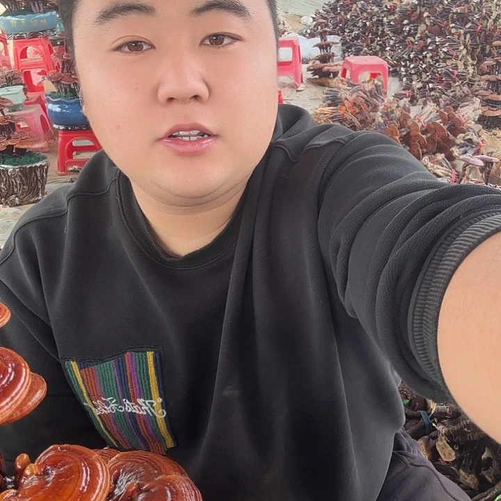 无花朵祁*灵芝花开了